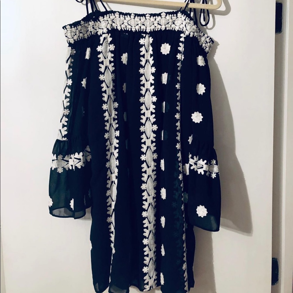 Endless Rose strapless dress